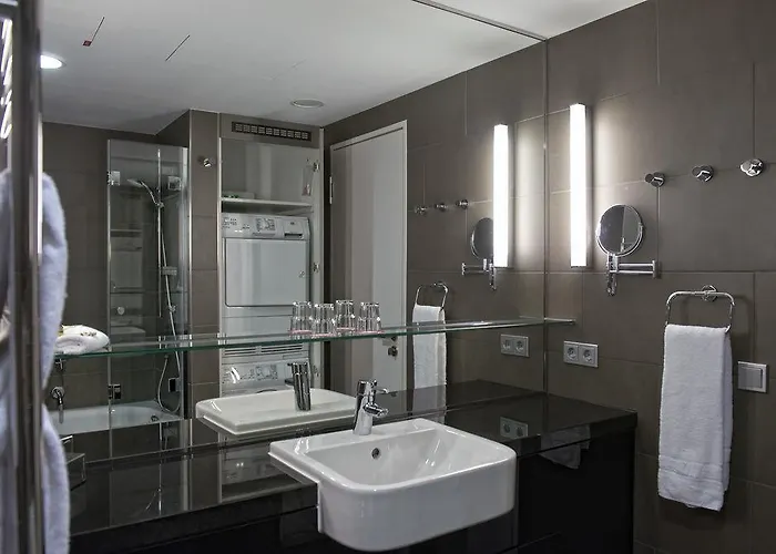 Adina Hackescher Markt Berlino