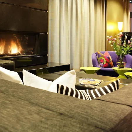 Adina Hackescher Markt 4* Berlin