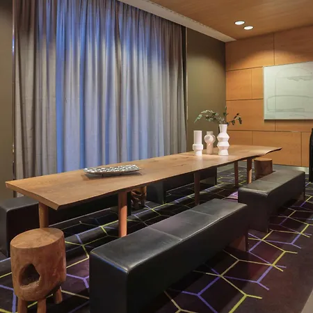 Adina Hackescher Markt Apartmanhotel