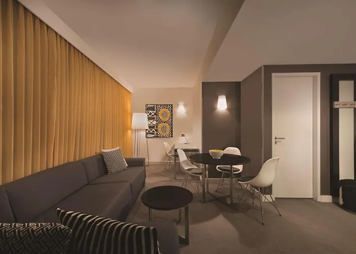 Apartahotel Adina Hackescher Markt 4*