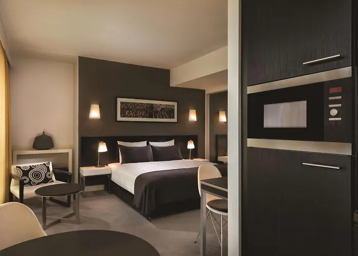 Adina Hackescher Markt 4* Berlín