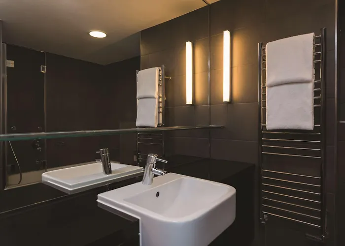 Adina Hackescher Markt 4*